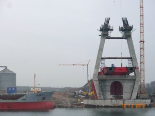 Administraţia Porturilor Maritime derulează proiecte de milioane de euro